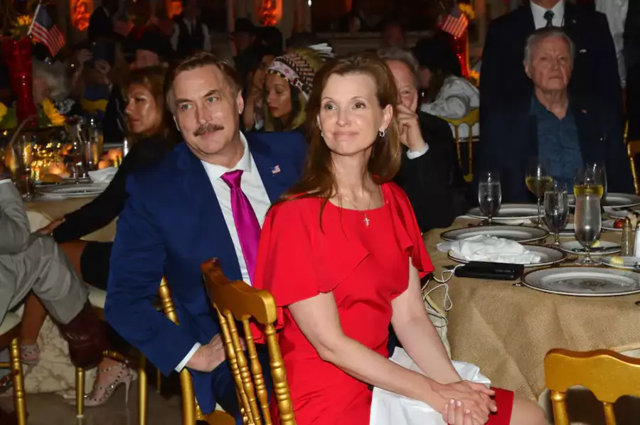 Mike Lindell with his ex-wife Dallas Yocum