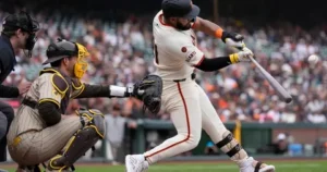 Ramos celebrates after his solo home run for the Giants