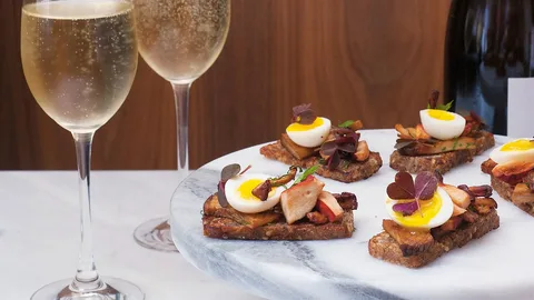 Prosecchini Served with Seafood and Salads